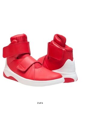 Nike Men's Red Athletic Sneaker